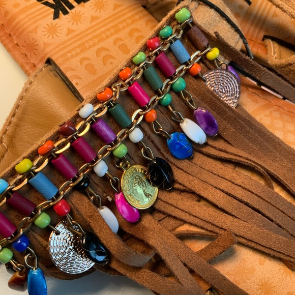 Mike Luk sandals with tassels, size 9 - Picture 4 of 5